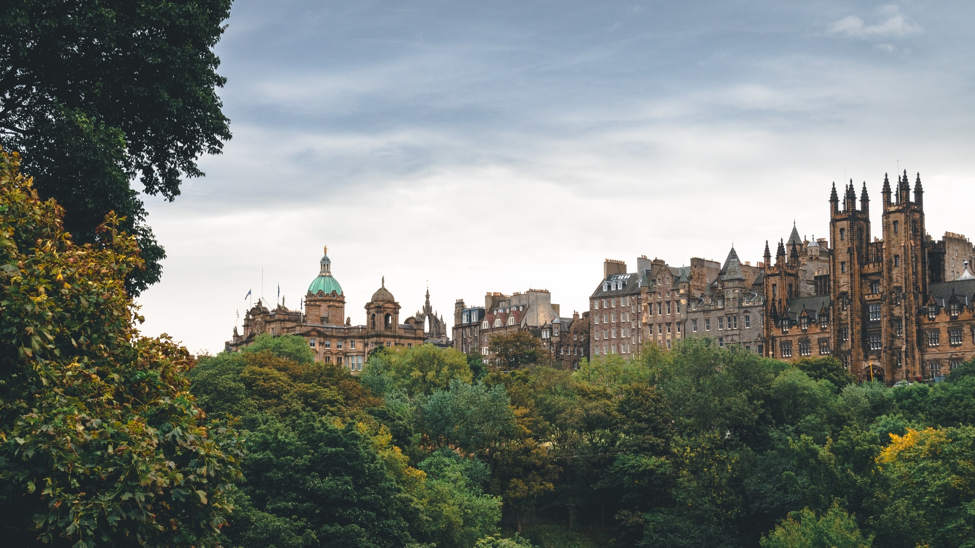 How do I spend a day in Edinburgh How do I spend a day in Edinburgh